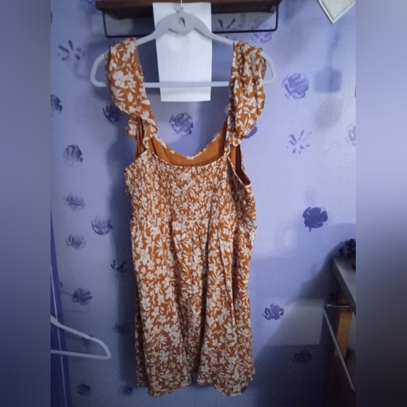 Old Navy Sundress - Picture 5 of 6